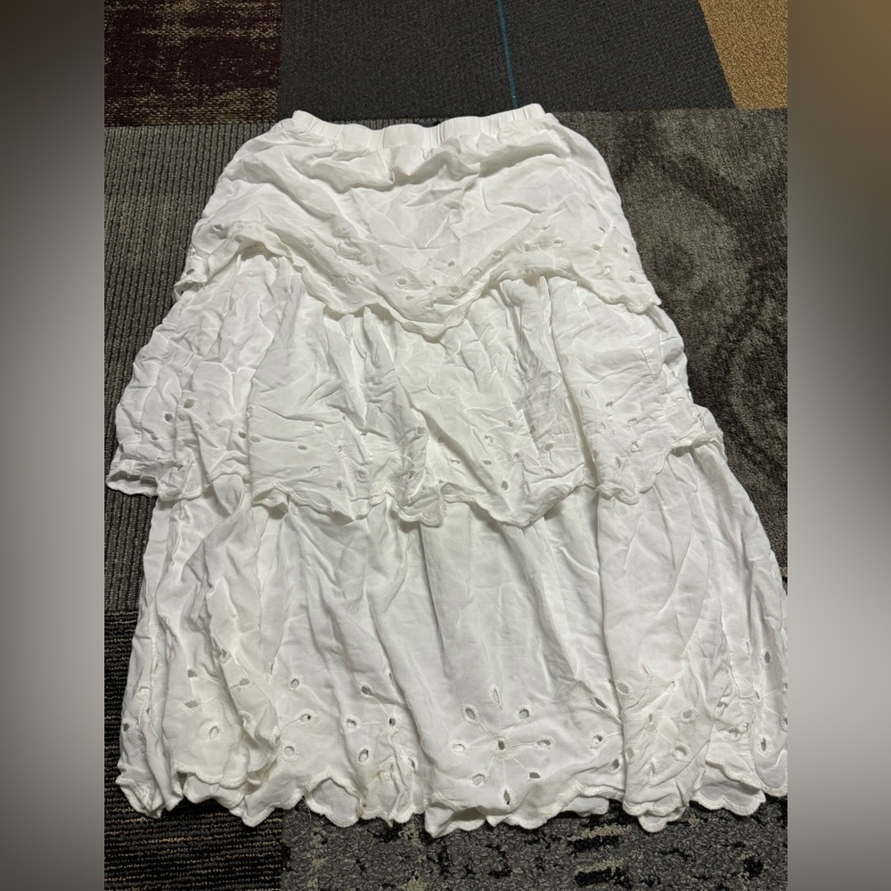 Women’s skirt - Picture 2 of 4